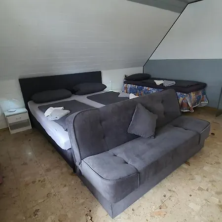 מלון Sonnenmatte 2*